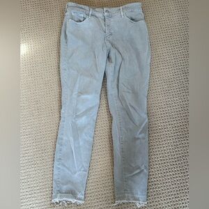 Worn 2X- Ami light Gray NYDJ Skinny Leggings/Jeans with distressed hem Size 8
